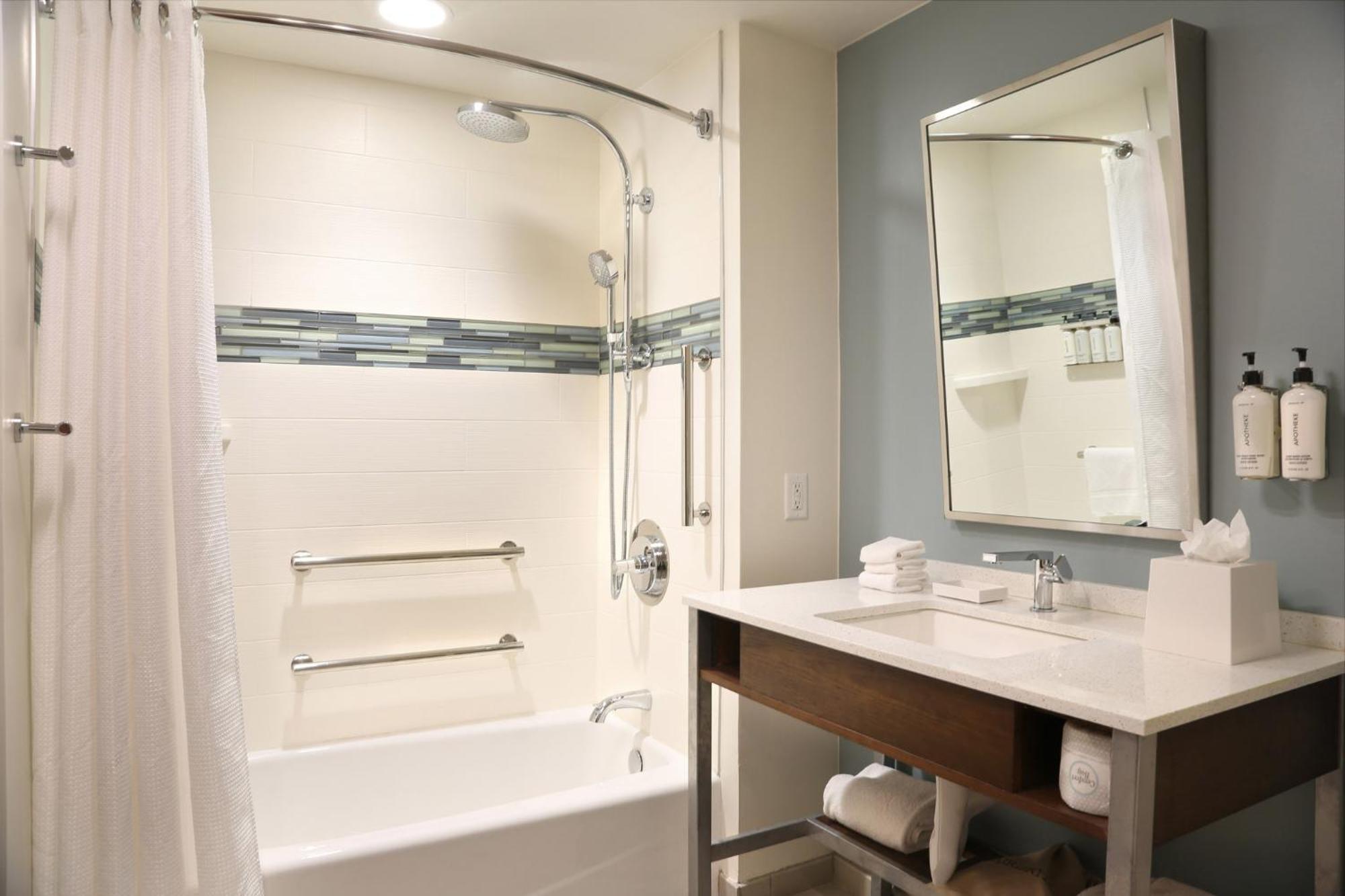 Even Hotel Alpharetta - Avalon Area By Ihg Exterior photo